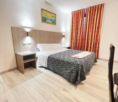 Historic Centre Hotel | Taverna Dantesca
