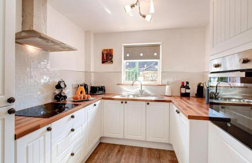 Clayton House | Taylor Cottage