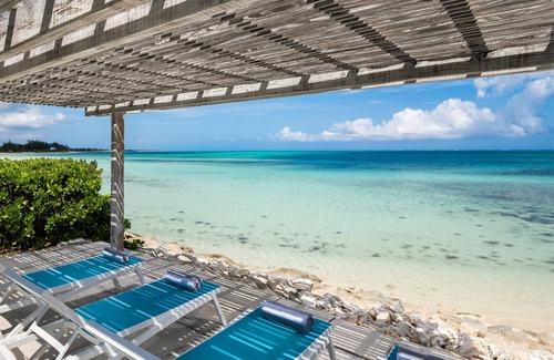 Providenciales House | TC Villas -Castaway -Luxury Beachfront for Extended Families & Groups