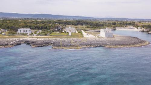 Monopoli Villa | TD Villa De Bellis Historic Villa with Sea View