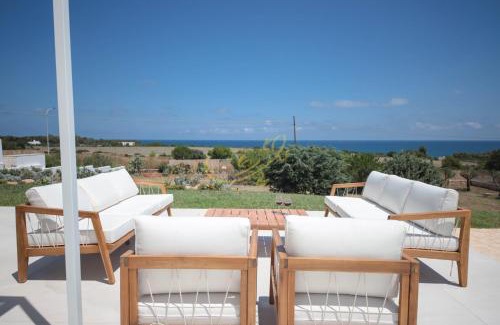 Capitolo Villa | TD Villa Maestrale Luxury Pool & Sea View