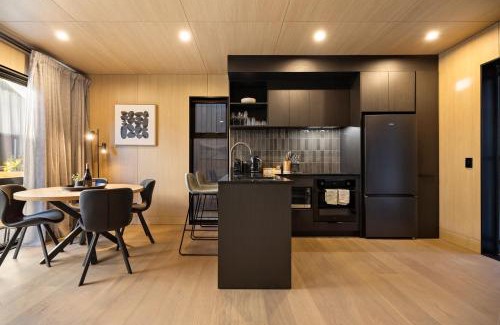 Frankton House | Te Awa Luxury Villa Queenstown