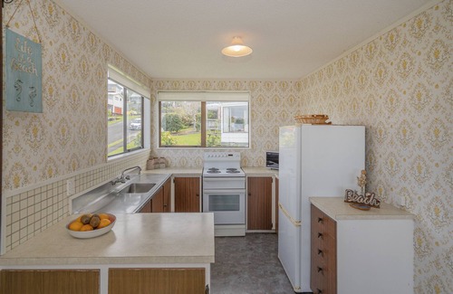 Onemana House | Te Waahi Hono - Onemana Holiday Home