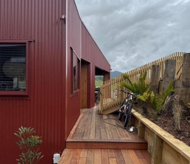 Raglan House | Te Whare Whero
