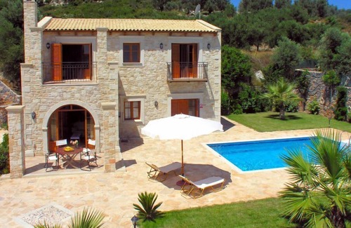 Agia Triada Villa | Teacher’s Cottage with Pool & Sea View