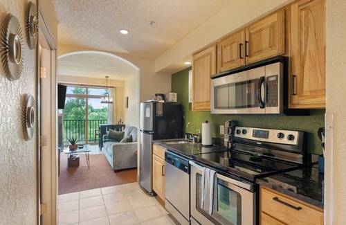 Wisconsin Dells Condo | Tee Time Terrace - Cozy Family Condo near Attractions. Pet Friendly!