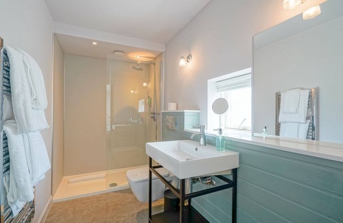 North Berwick Villa | Telfer - Luxury 2-bedroom lodge which sleeps 4