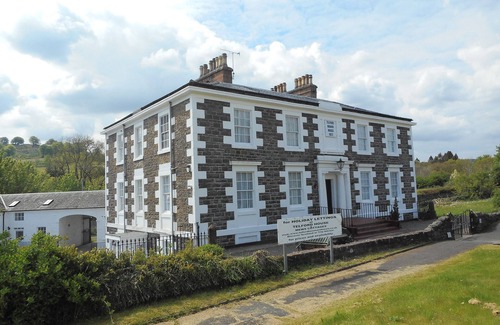 Beattock House | TELFORD MANOR HOUSE - sleeps 30, 13 BEDROOMS, 9 .5 BATHROOMS