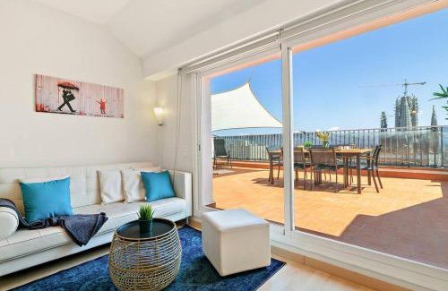Horta-Guinardo Apartment | Tendency Apartments Sagrada Familia Penthouse
