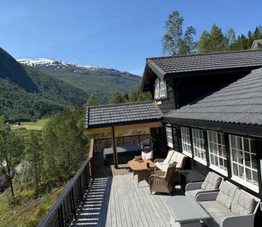 Stryn House | Tenna 48 Panorama