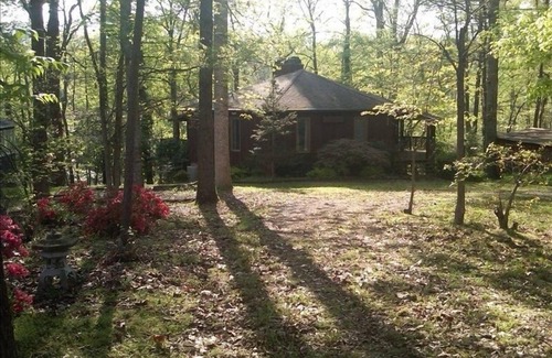 Estill Springs House | 'Tennessee Tahoe': Tims Ford Lake - Cozy Cabin with Two Level Dock