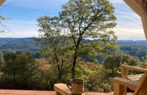 Cedar Ridge RV Rental | Tentrr Signature Site - NorCal Red Dog Ridge Base Camp