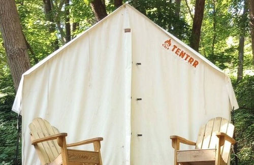 Burbank RV Rental | Tentrr State Park Site - Nebraska Ponca State Park - Woodland K - Single Camp