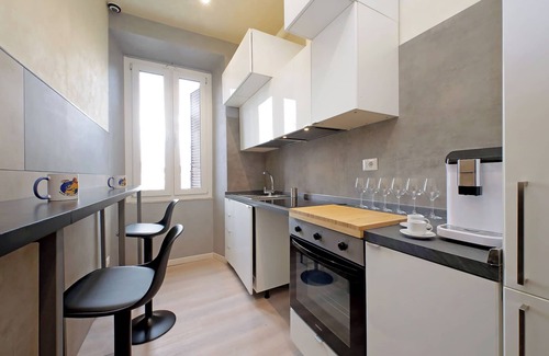 San Lorenzo House | Termini Comfort rooms by Flatinrome