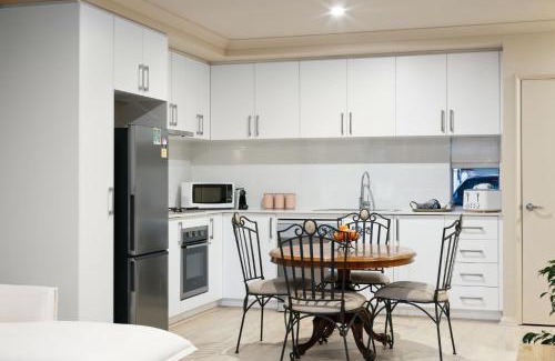Bassendean Apartment | Terra de Sol A Mediterranean Escape in Perth