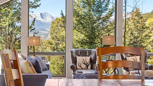 Windcliff Estates House | Terra Furma Home