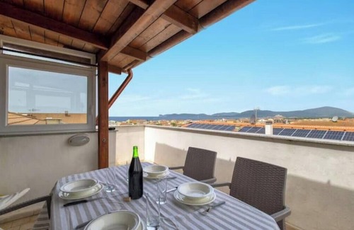 Torre dei Corsari Apartment | Terrace and Capocaccia Sea View