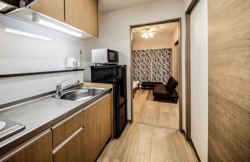 Hamagawa Apartment | Terrace Resort Chatan West