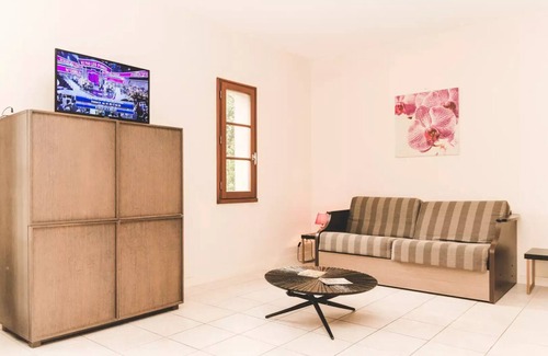 Moncontour Villa | Terres de France - Moncontour Active Park - 3 Room Villa-Gîte 4/6 People