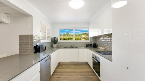 Terrigal House | Terrigal Bay #13 Pool, Wifi, Short Walk To Beach Accom Holidays