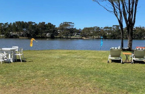 Terrigal House | TERRIGAL LAKEHOUSE - WATERFRONT SERENITY