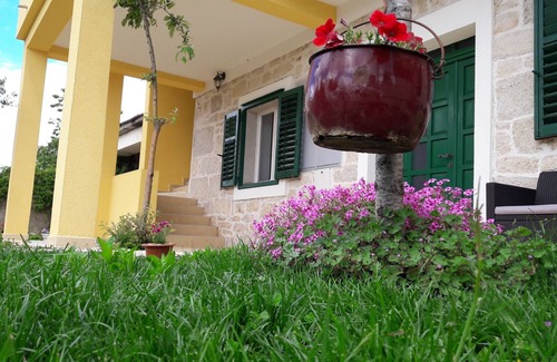 Drinovci Apartment | Tetlo apartments Šimun&jakov, rural quite place near Krka park