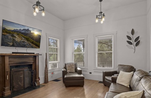 Swiss Manor House | That awesome 3B & 3BA with mtn views!