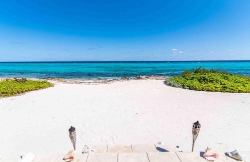 Rum Point Villa | Thatch Hill - Renovated Beach House with Pool, Short Walk to the Rum Point Club