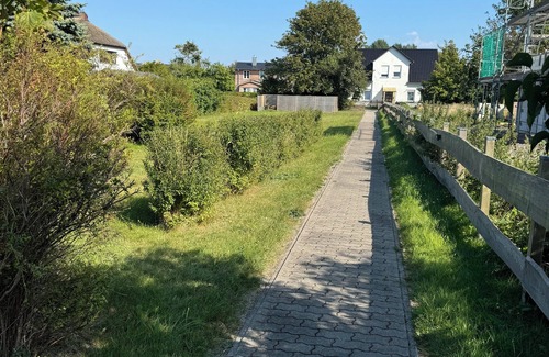 Vitte Apartment | Thatched roof, lake view, central quiet location, 2 min. to the beach