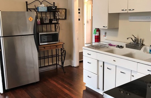 Seward Apartment | The 1905 Government. cable Office: Historic Charm, views, location Downtown