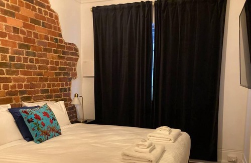 West Perth Apartment | The 1920’s 'Prosperity' Suite