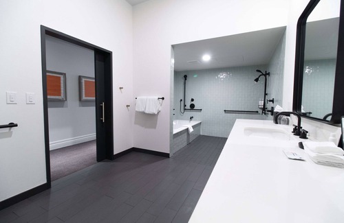 Downtown Seattle Hotel | The Alexis Royal Sonesta Hotel Seattle