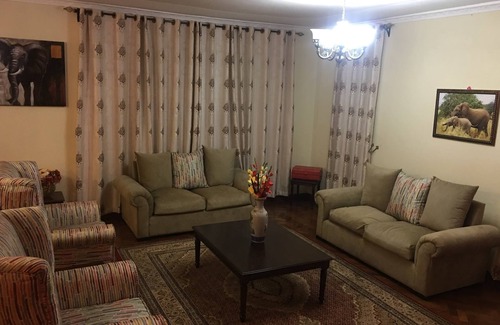 Nairobi Bed & Breakfast | The Allen Rose