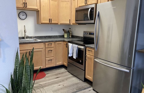Airport Heights Community Council Apartment | The Alpenglow Loft - 1 Bed/1Bath- Radiant Charmer
