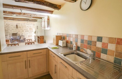 Whitchurch Cottage | THE APPLE STORE, pet friendly in Whitchurch, Herefordshire