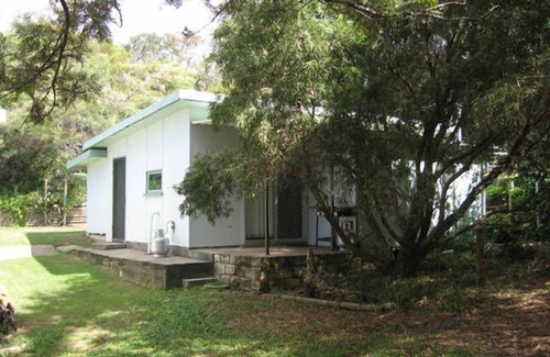 Happy Valley Cottage | ☀️🎣🐠🎣☀️The Cottage Don't Feel Like Camping? Happy Valley