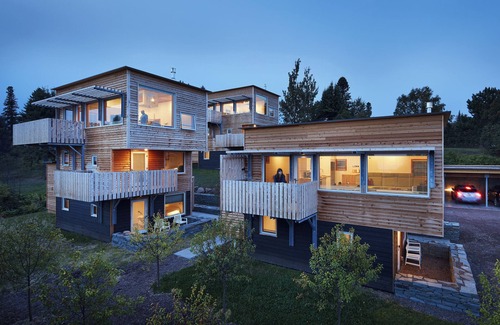 Grand Marais House | The Aurora- Award Winning- Sauna available