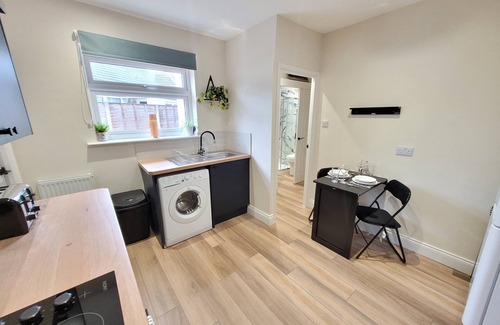 Clacton-on-Sea House | The Avenue – Charming 2-Bedroom Bungalow with Garden in Clacton