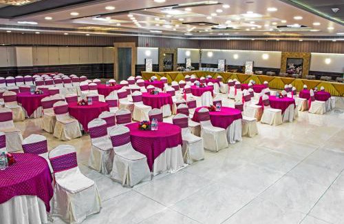 Patna Hotel | The AVR Hotels & Banquets