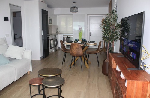 Canales Apartment | The balcony of Oyambre. New exclusive accommodation with sea and mountain views.