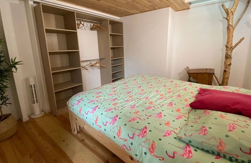 Saubrigues Apartment | The barn of Pintouquet consists of four apartments and a studio.