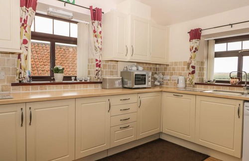 Buckton Cottage | THE BARN, pet friendly, character holiday cottage in Burton Fleming