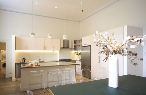 Wellington House | THE BARRACKS – THE OLD MT COOK POLICE STATIONnPet friendly, free parking 4 cars