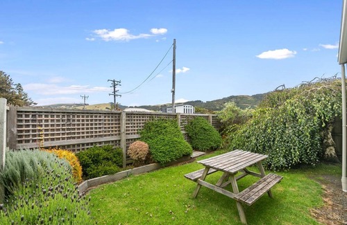 Apollo Bay Apartment | The Bay Beach Studio - Free Wifi