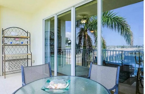 St. Petersburg - Clearwater Apartment | The BC Resort on the Water