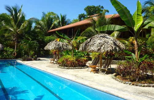 Bocas del Toro Bed & Breakfast | The Beach House at Bluff Beach Retreat in Bocas de Toro