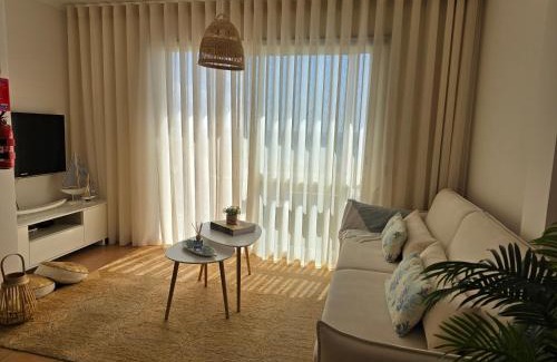 Vila Baleira Apartment | The Beach House
