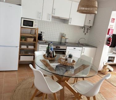 Vila Baleira Apartment | The Beach House