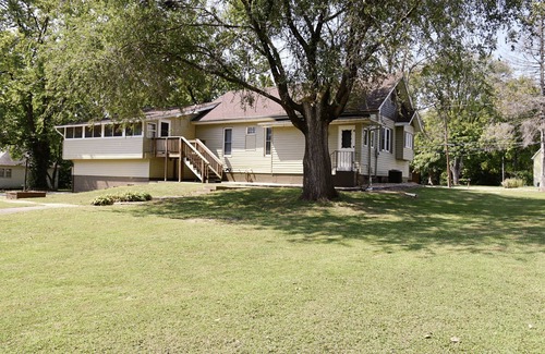 Greenville House | The Beaumont Retreat