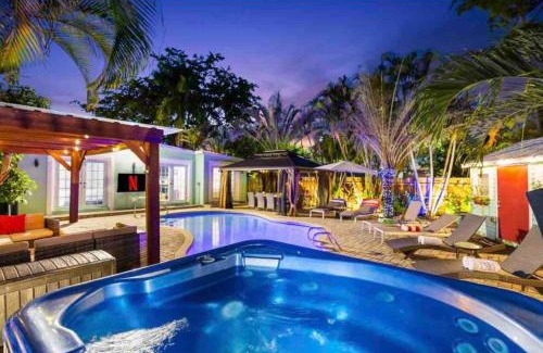 Central Fort Lauderdale House | The Belle Retreat 3 Bedroom